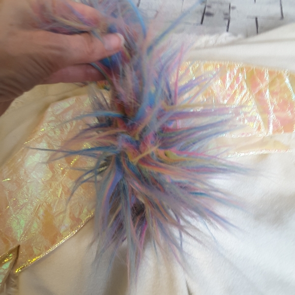 Unicorn rainbow onesie Halloween size 2T - Picture 7 of 11